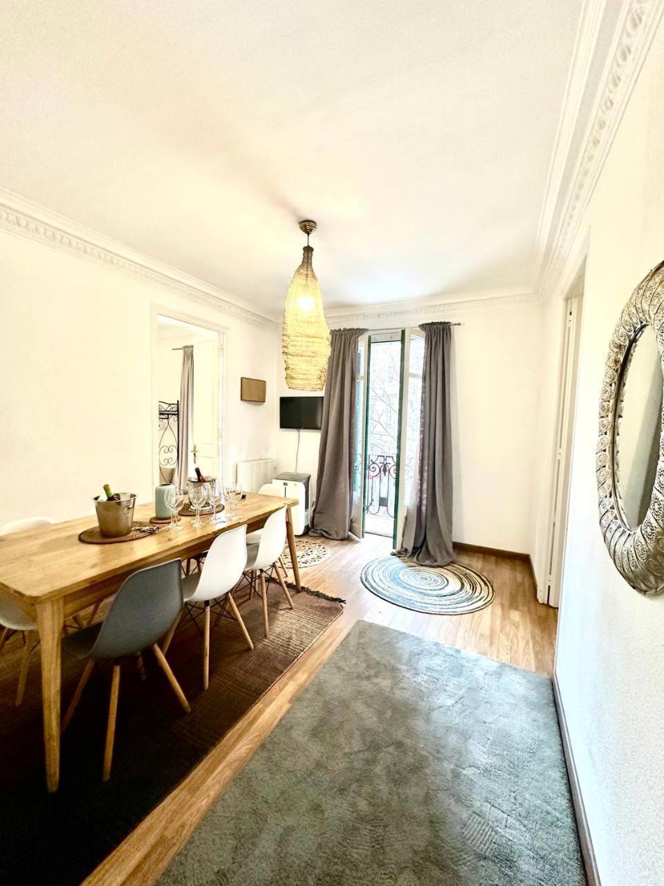 Big And Bright Apartment Bcn Barcelona Luaran gambar