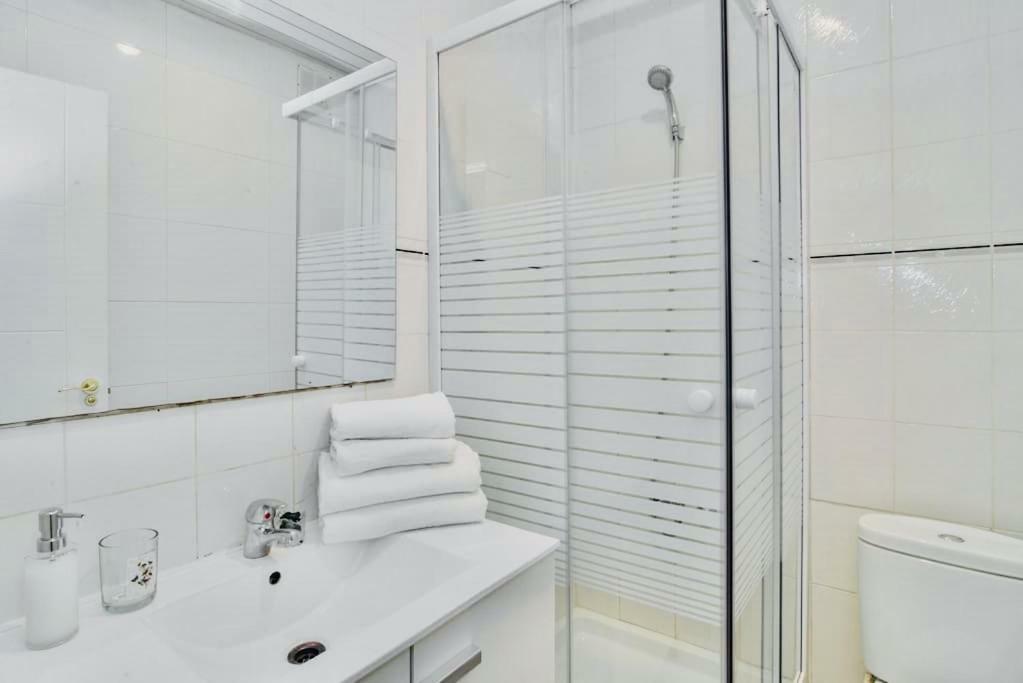 Big And Bright Apartment Bcn Barcelona Luaran gambar